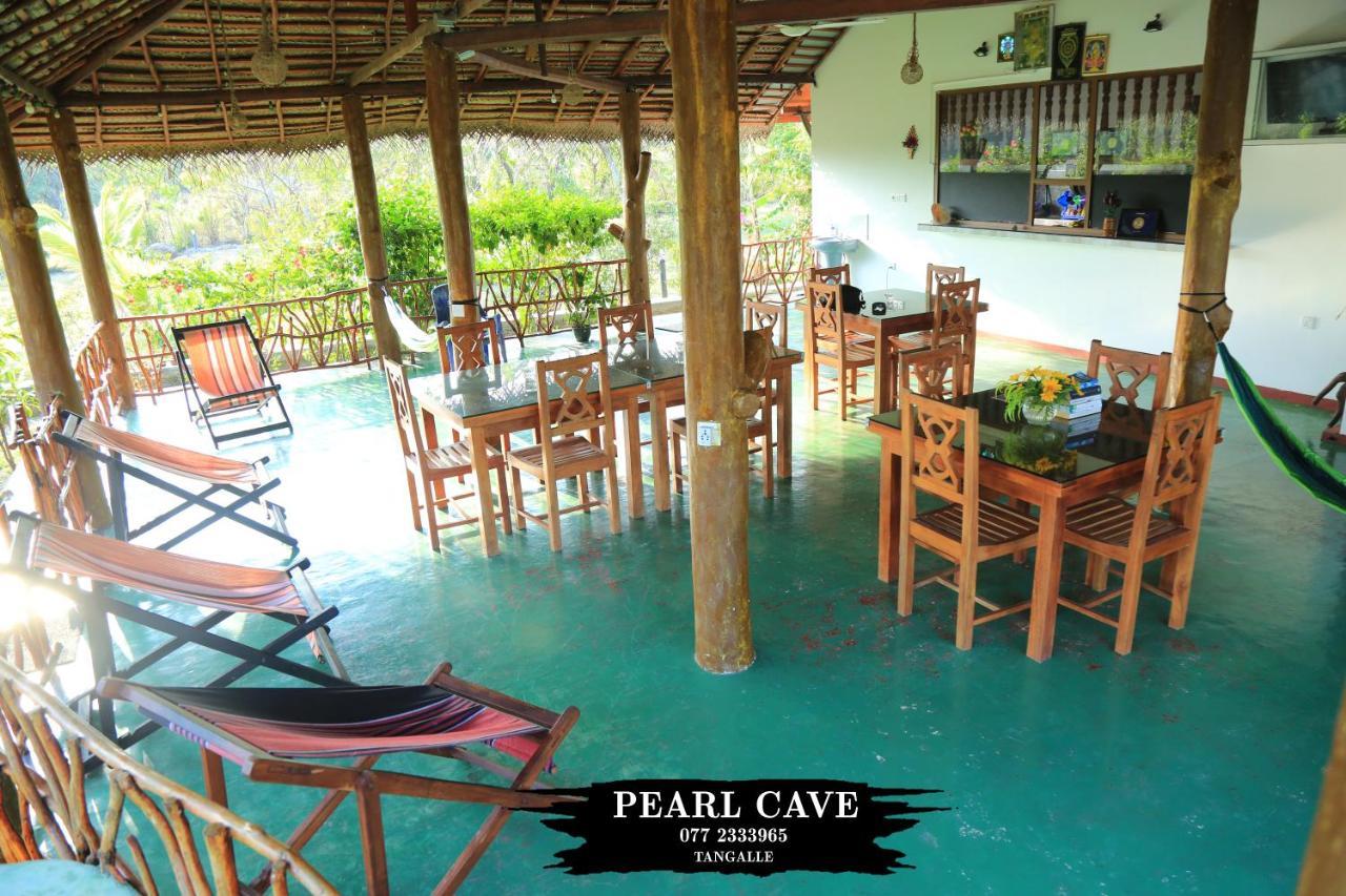 Pearl Cave & Resturant Pensión Tangalle